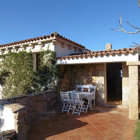 Vila Il Nido Con Piscina Cannigione