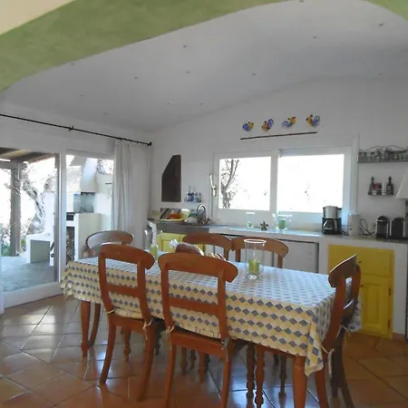 Vila Il Nido Con Piscina Cannigione